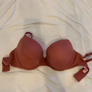 Victoria’s Secret Pink Push Up Bra 32DDD